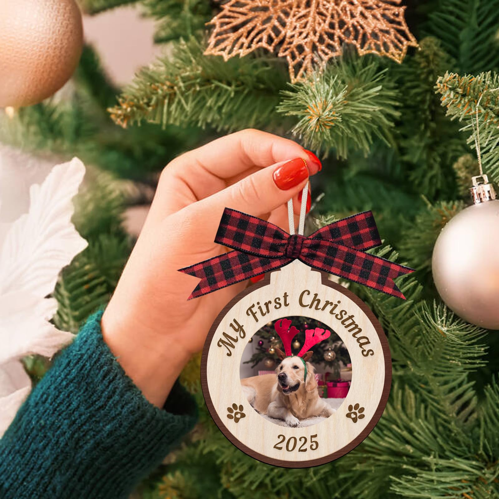 Pet Memorial Photo Frame Christmas Ornament,Forever in Our Hearts Picture Frame,Custom Pet Memorial Photo Ornament,Sympathy Memorial Gifts for Loss of Pet Dog & Cat (Brown)
